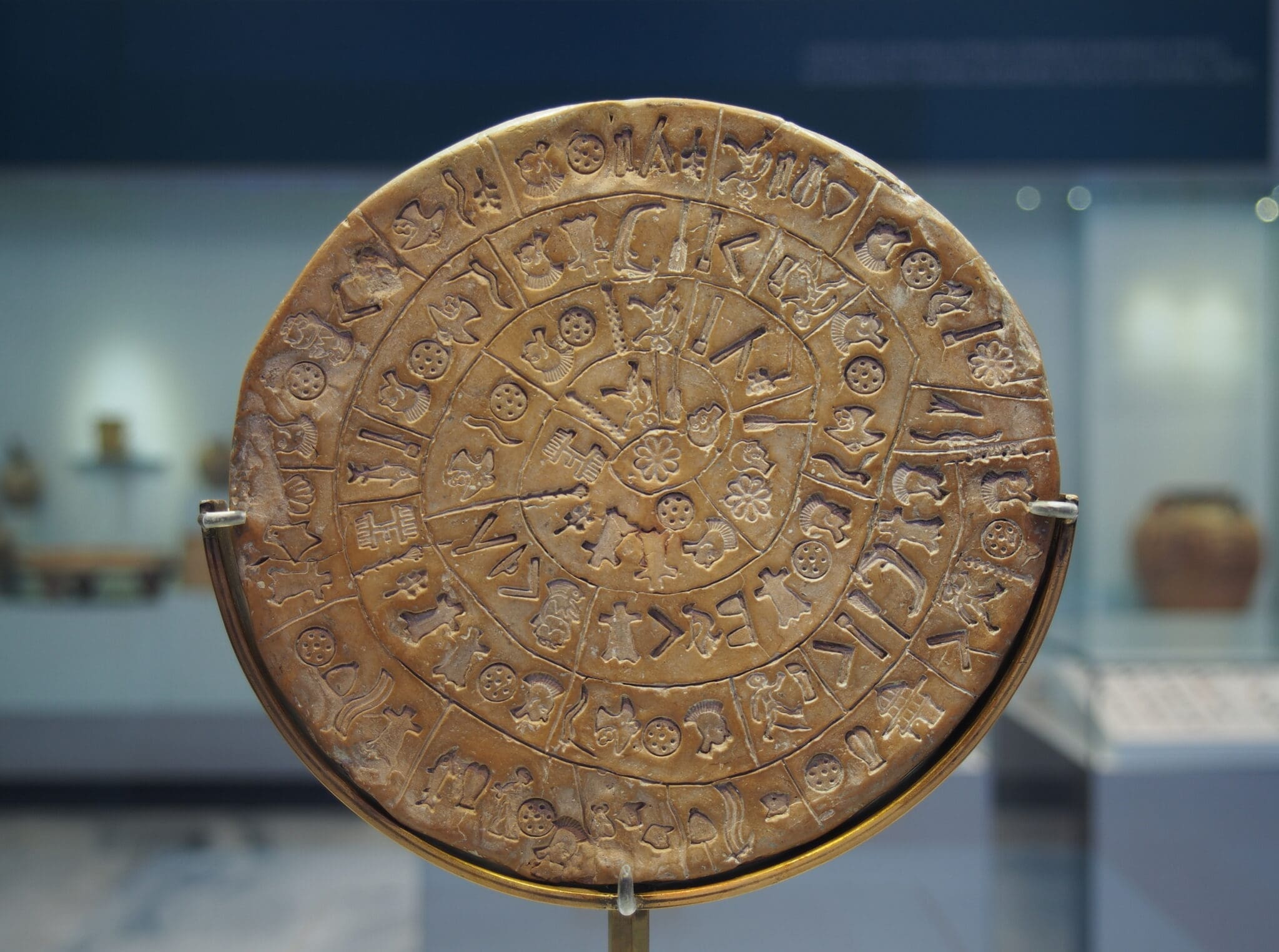 discul phaistos fata